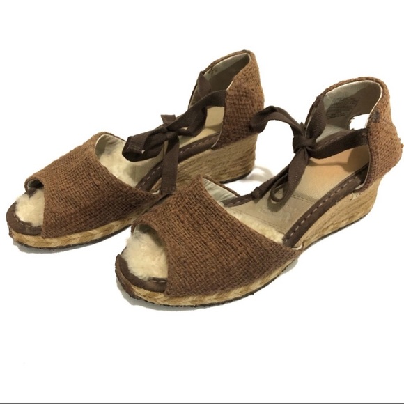 Ugg delmar espadrille Wedge sandal Size 8 ❤️💙💜 - Picture 2 of 8